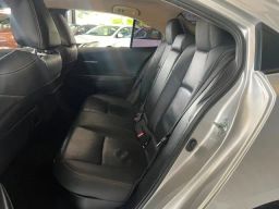 https://img.olx.com.br/thumbs256x256/20/200641418730192.jpg