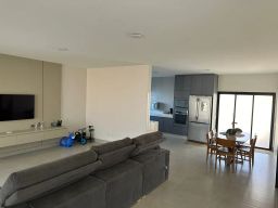 https://img.olx.com.br/thumbs256x256/20/201563043008002.jpg