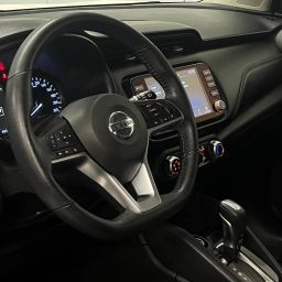 https://img.olx.com.br/thumbs256x256/20/201684441957126.jpg