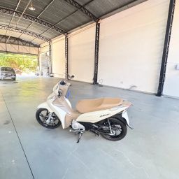 https://img.olx.com.br/thumbs256x256/20/202516529035245.jpg