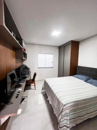 https://img.olx.com.br/thumbs256x256/20/203504751868578.jpg