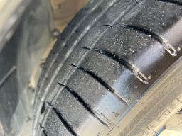 https://img.olx.com.br/thumbs256x256/20/204576501199381.jpg