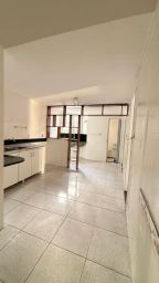 https://img.olx.com.br/thumbs256x256/20/205689552637991.jpg