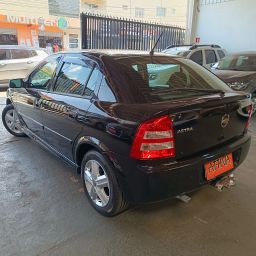https://img.olx.com.br/thumbs256x256/20/206520924753242.jpg