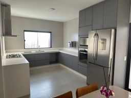 https://img.olx.com.br/thumbs256x256/20/206525885286544.jpg