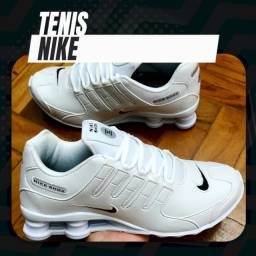 Título do anúncio: Tenis (Leia a Descrição) Tênis Novo Nike Shox Várias Cores