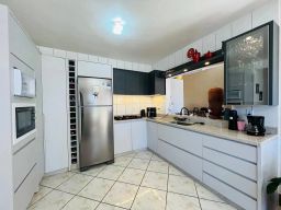 https://img.olx.com.br/thumbs256x256/20/207565277865243.jpg