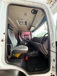 https://img.olx.com.br/thumbs256x256/20/207641537153603.jpg