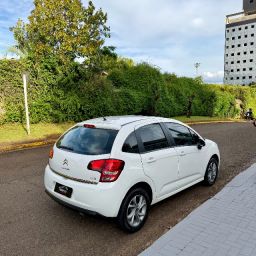 https://img.olx.com.br/thumbs256x256/20/207682814474351.jpg