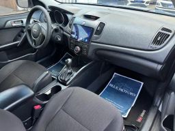 https://img.olx.com.br/thumbs256x256/20/207692675028000.jpg