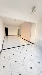https://img.olx.com.br/thumbs256x256/20/208613196116683.jpg