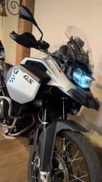 https://img.olx.com.br/thumbs256x256/20/208617574380318.jpg