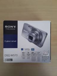 Título do anúncio: Máquina Fotográfica Sony Cyber-shot  DSC-W570  -Sem Uso - Acompanha Case.