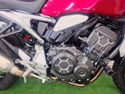 https://img.olx.com.br/thumbs256x256/20/209618543430845.jpg