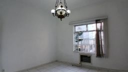 https://img.olx.com.br/thumbs256x256/21/210629663840284.jpg