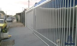 https://img.olx.com.br/thumbs256x256/21/211477577418763.jpg