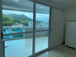 https://img.olx.com.br/thumbs256x256/21/213511281860931.jpg