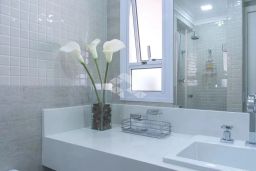 https://img.olx.com.br/thumbs256x256/21/213535162663989.jpg