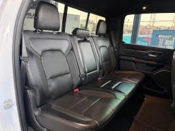 https://img.olx.com.br/thumbs256x256/21/213609325701351.jpg