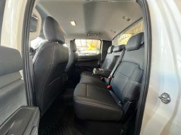 https://img.olx.com.br/thumbs256x256/21/213683660143654.jpg