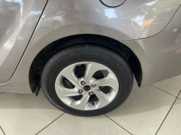 https://img.olx.com.br/thumbs256x256/21/214676315367974.jpg