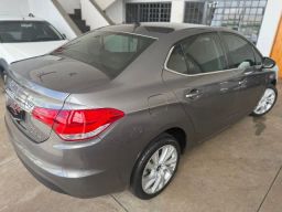 https://img.olx.com.br/thumbs256x256/21/214684190285607.jpg