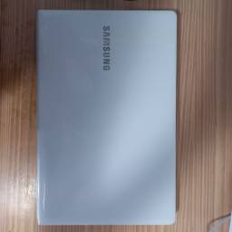 Título do anúncio: Notebook Samsung Branco