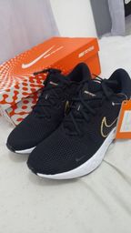 Título do anúncio: Tênis de corrida Nike Tam 42 ORIGINAL Renew