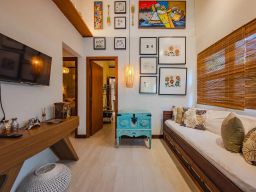 https://img.olx.com.br/thumbs256x256/21/215612799915681.jpg