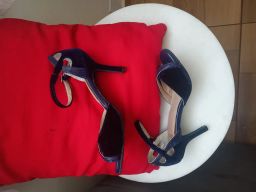 https://img.olx.com.br/thumbs256x256/21/216579407320350.jpg