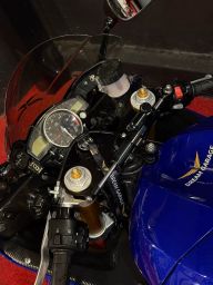 https://img.olx.com.br/thumbs256x256/21/216643444372334.jpg