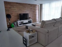 https://img.olx.com.br/thumbs256x256/21/217518031092889.jpg