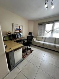 https://img.olx.com.br/thumbs256x256/21/217563524102459.jpg