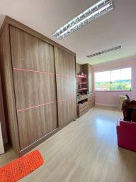 https://img.olx.com.br/thumbs256x256/21/217591409826741.jpg