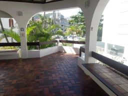 https://img.olx.com.br/thumbs256x256/21/218568756032786.jpg