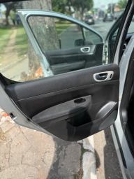 https://img.olx.com.br/thumbs256x256/21/218684433106529.jpg
