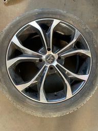 Título do anúncio: Vendo ou troco roda pneu aro 17 4x108