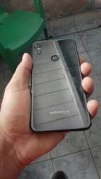 Título do anúncio: Motorola one 64gb