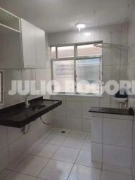 https://img.olx.com.br/thumbs256x256/22/220506401942304.jpg