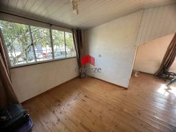 https://img.olx.com.br/thumbs256x256/22/220521646663628.jpg
