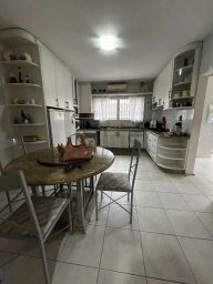 https://img.olx.com.br/thumbs256x256/22/220522761215671.jpg