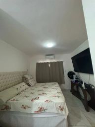 https://img.olx.com.br/thumbs256x256/22/220546630932240.jpg