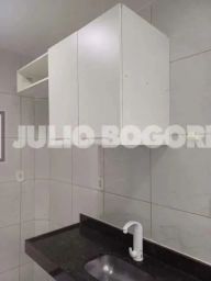 https://img.olx.com.br/thumbs256x256/22/220575400892183.jpg