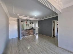 https://img.olx.com.br/thumbs256x256/22/220581513543941.jpg