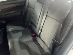 https://img.olx.com.br/thumbs256x256/22/220674332942163.jpg