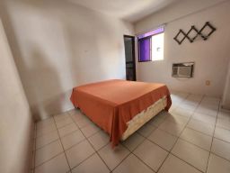 https://img.olx.com.br/thumbs256x256/22/221576746256645.jpg