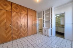 https://img.olx.com.br/thumbs256x256/22/221593643699336.jpg