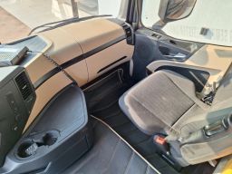 https://img.olx.com.br/thumbs256x256/22/222524866609411.jpg