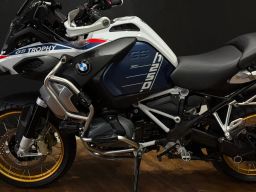 https://img.olx.com.br/thumbs256x256/22/223592161705922.jpg