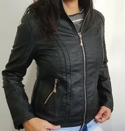 jaqueta couro feminina com capuz
